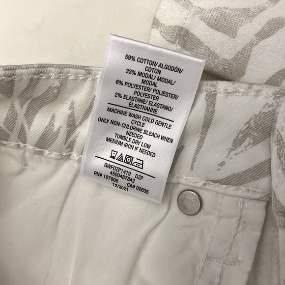 Hudson Jeans Nico Ankle Super Skinny Jeans- Size 26 - Picture 12 of 12